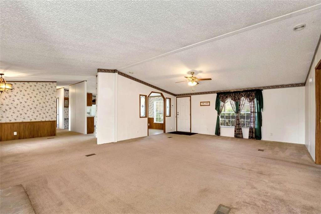 6392 Athens Highway Jefferson, GA 30549 - Photo 4 of 52