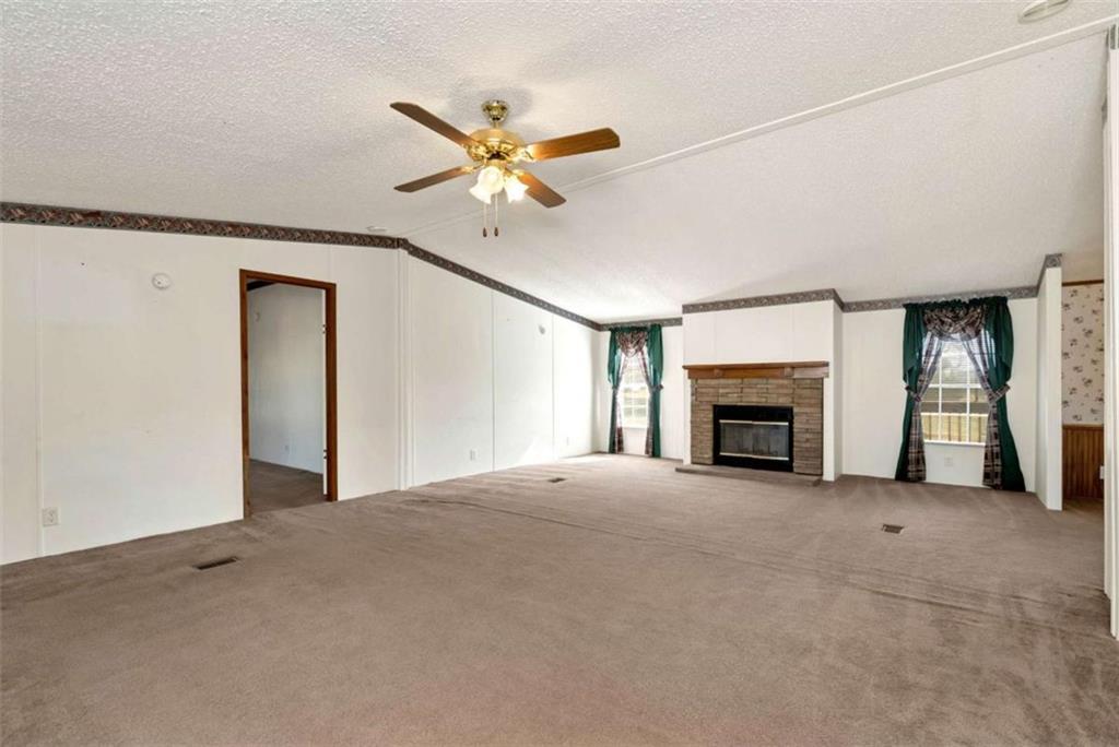 6392 Athens Highway Jefferson, GA 30549 - Photo 6 of 52