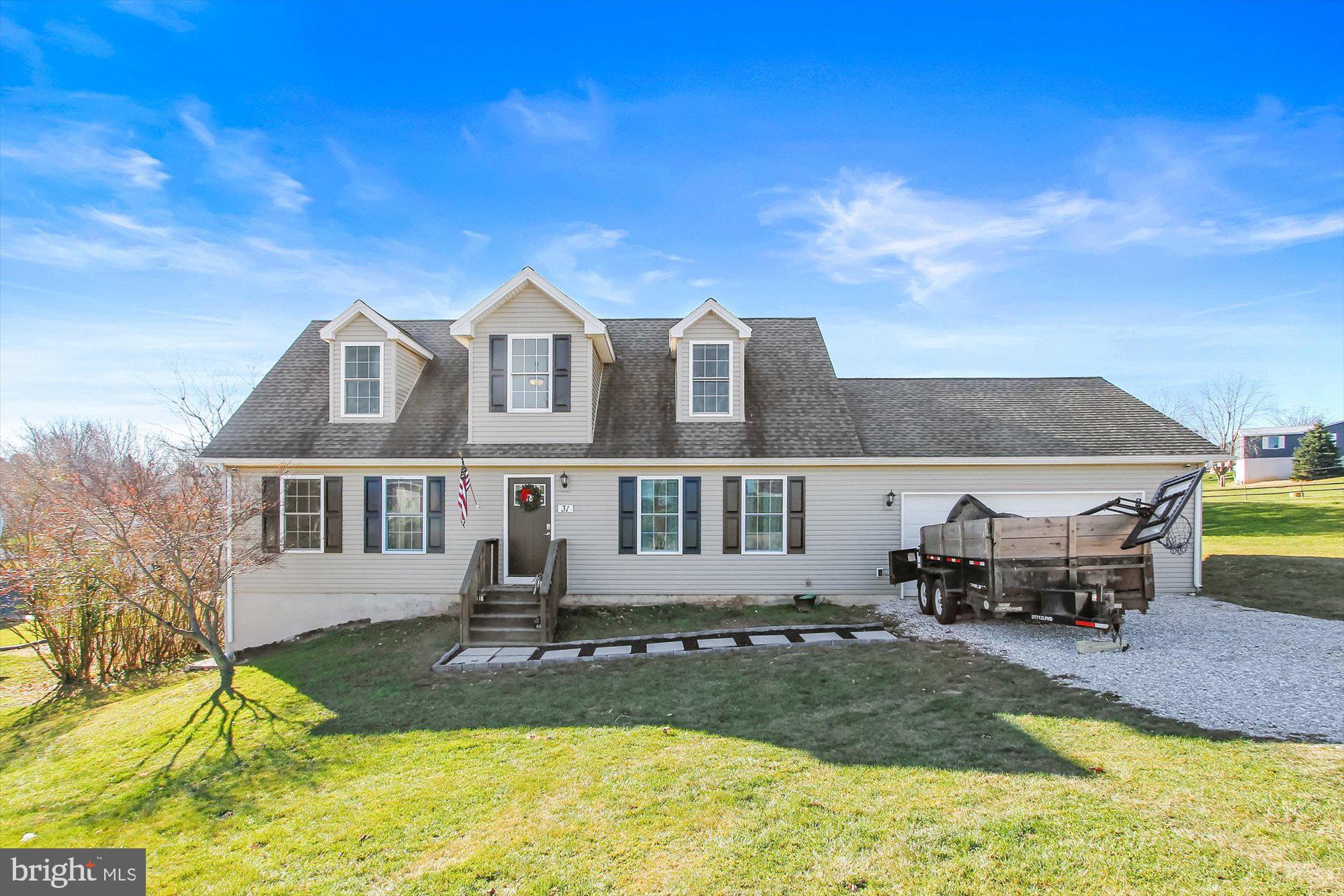 31 Rickey Drive Hanover, PA 17331 - Photo 2 of 28
