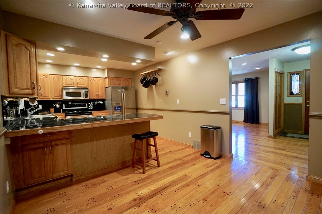 1802 Pine Manor Road Charleston, WV 25311 - Photo 13 of 33 Gallery Image 13