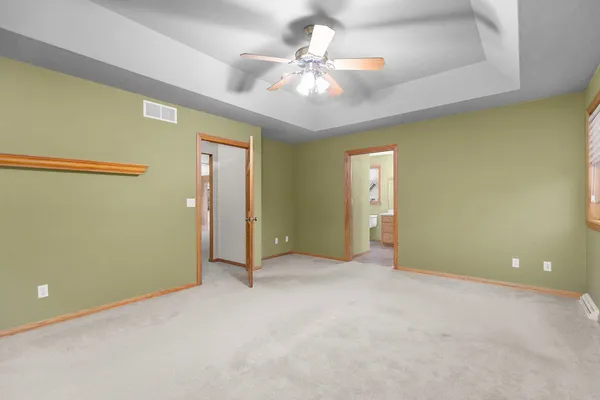 $400,000 | 525 West Wayfarer Court, Appleton, WI 54913