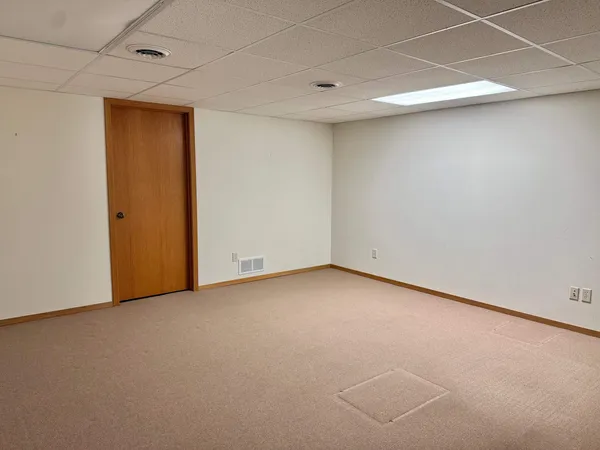 $400,000 | 525 West Wayfarer Court, Appleton, WI 54913