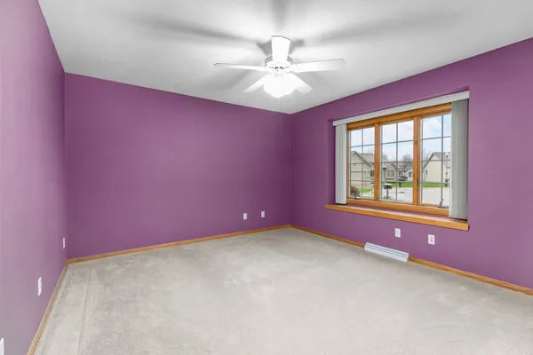 $400,000 | 525 West Wayfarer Court, Appleton, WI 54913