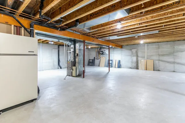 $400,000 | 525 West Wayfarer Court, Appleton, WI 54913