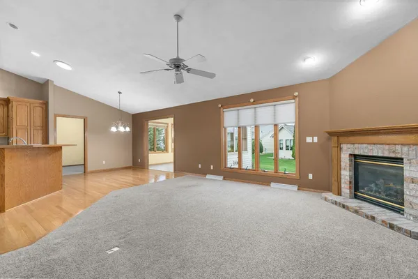 $400,000 | 525 West Wayfarer Court, Appleton, WI 54913