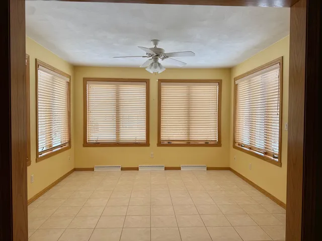 $415,000 | 525 West Wayfarer Court, Appleton, WI 54913