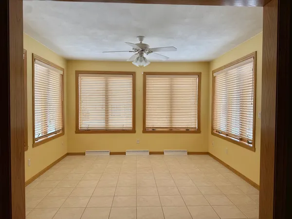 $400,000 | 525 West Wayfarer Court, Appleton, WI 54913