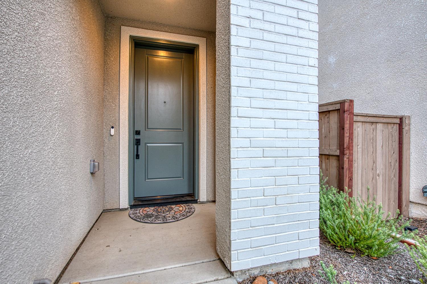 580 McCaffrey Way Madera, CA 93636 - Photo 3 of 42