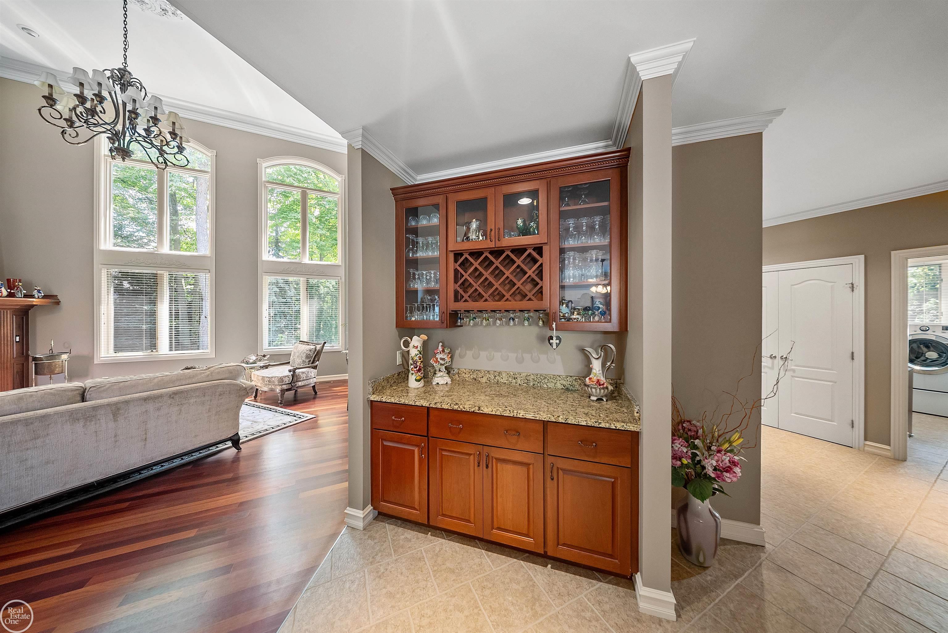 13046 Partridge Run Utica, MI 48315 - Photo 17 of 51