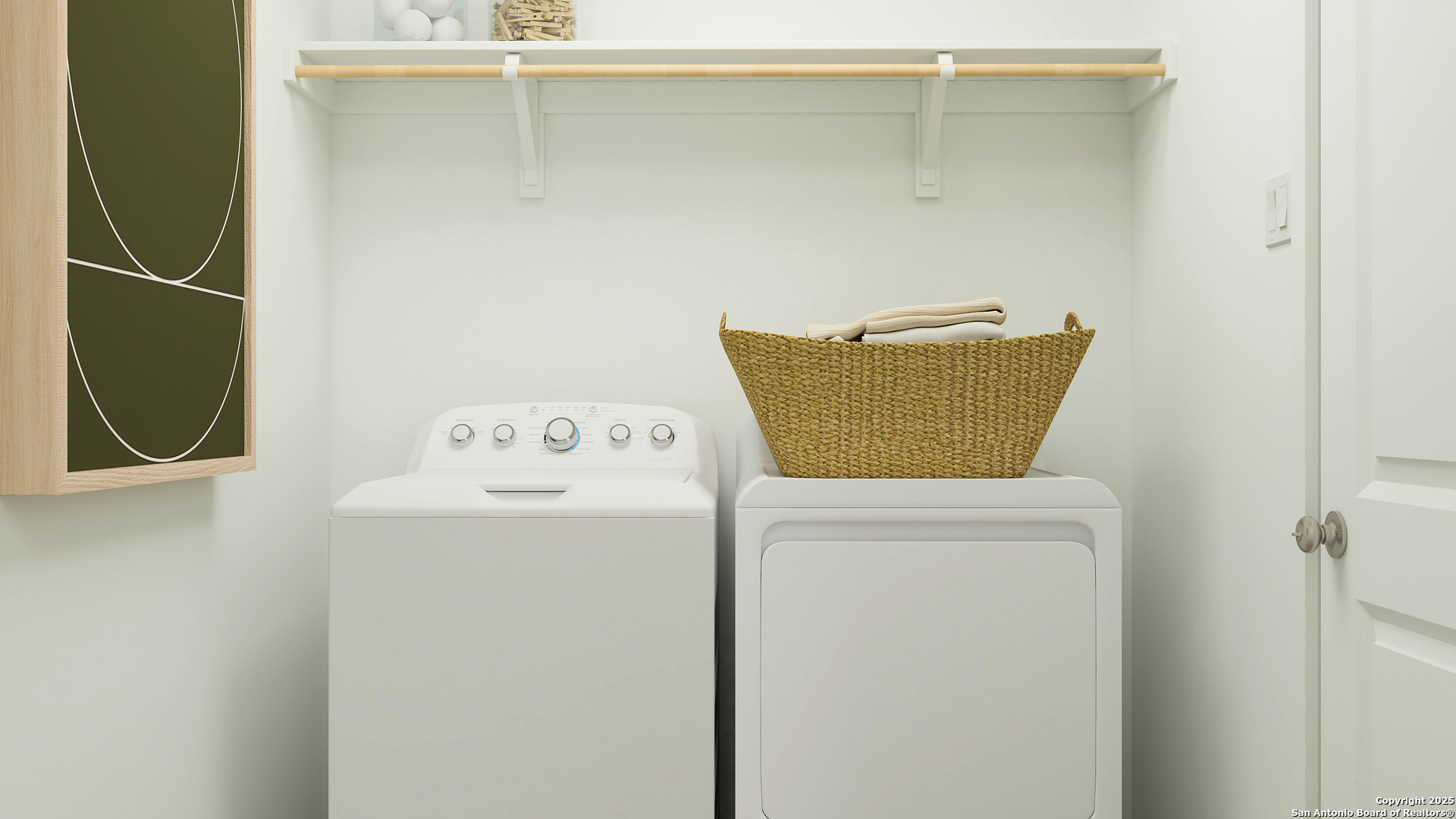 5530 Alope Way Seguin, TX 78155 - Photo 25 of 26 a utility room with dryer and washer