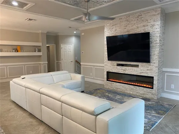 $4,200 | 5915 Wake Forest Run, Unit 103, Bradenton, FL 34211