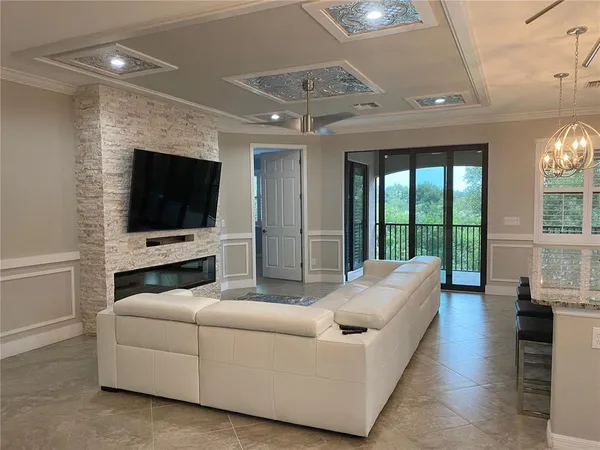 $4,200 | 5915 Wake Forest Run, Unit 103, Bradenton, FL 34211