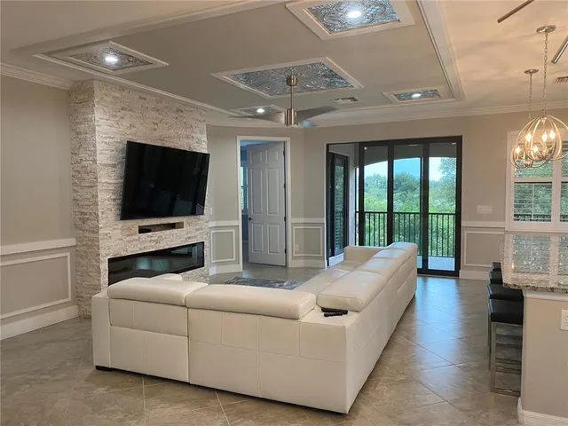 $6,800 | 5915 Wake Forest Run, Unit 103, Bradenton, FL 34211