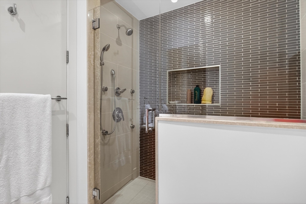 288 C Street, Unit 4 Boston, MA 02127 - Photo 14 of 23