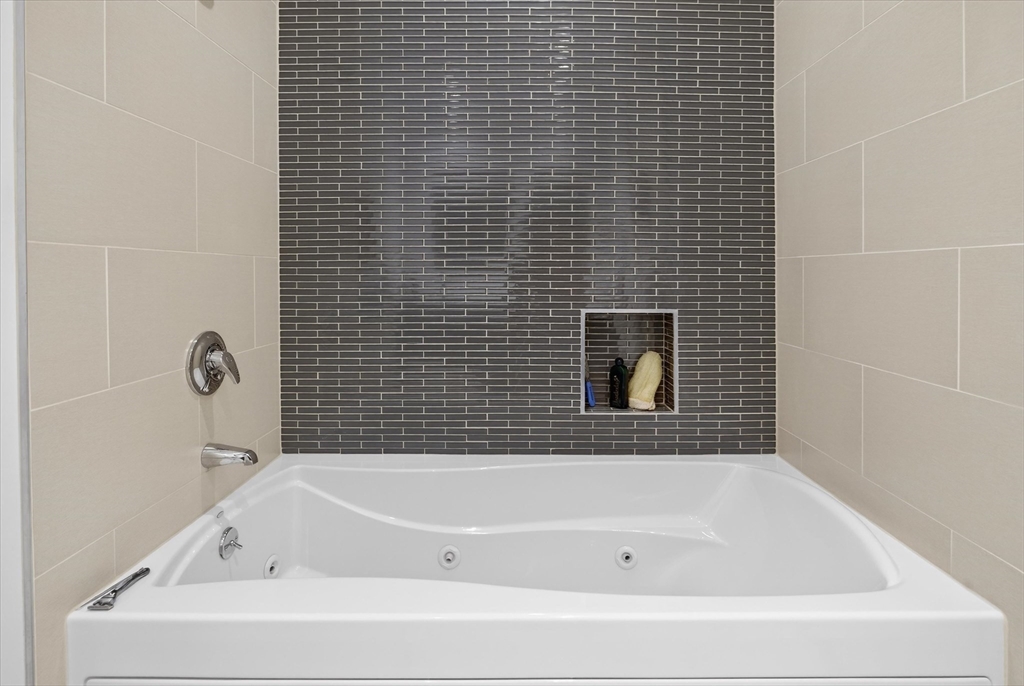 288 C Street, Unit 4 Boston, MA 02127 - Photo 18 of 23