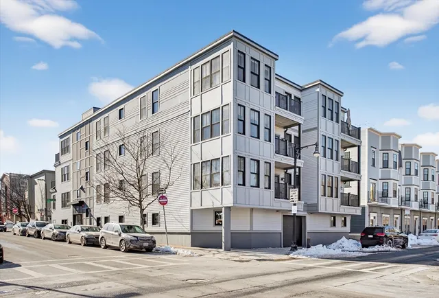 $1,199,000 | 288 C Street, Unit 4, Boston, MA 02127