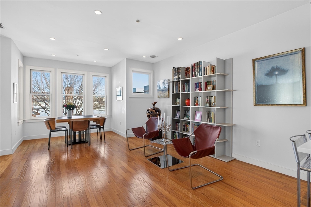 288 C Street, Unit 4 Boston, MA 02127 - Photo 5 of 23