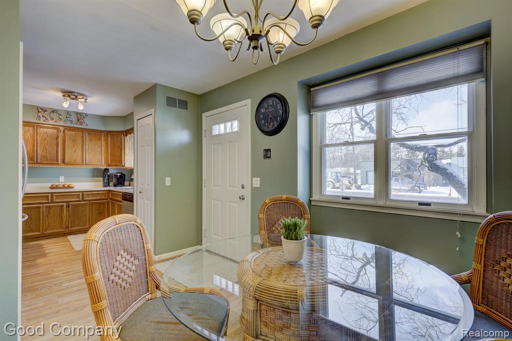 4408 Rochester Road Royal Oak, MI 48073 - Photo 10 of 50