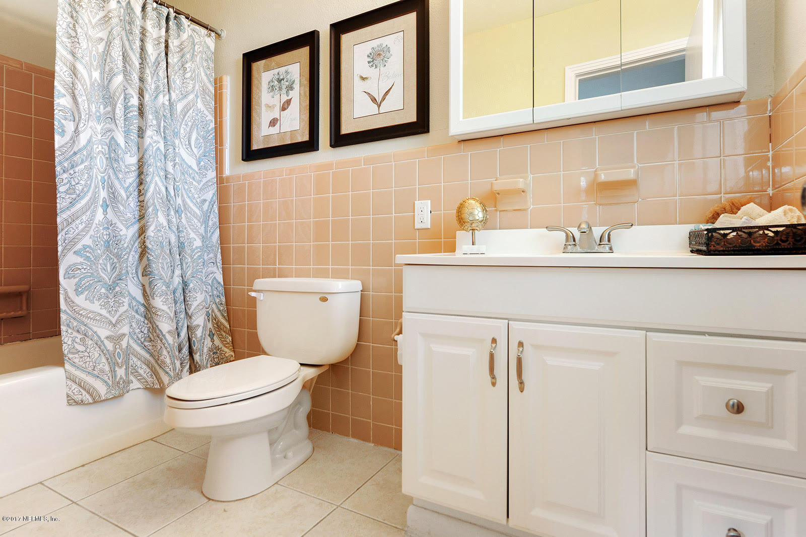 1842 Tanglewood Road Jacksonville Beach, FL 32250 - Photo 21 of 28 master bath