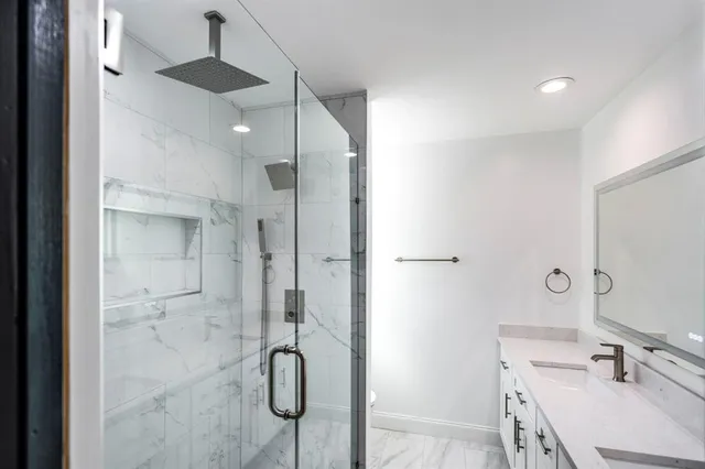 $5,250 | 6527 Axton Circle, Dallas, TX 75214