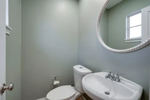 $4,950 | 6527 Axton Circle, Dallas, TX 75214