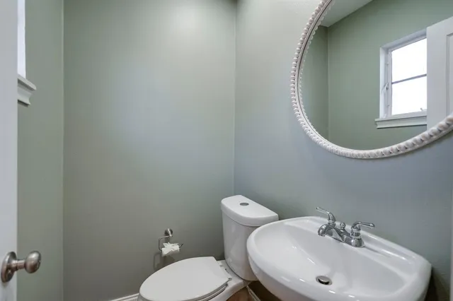 $5,250 | 6527 Axton Circle, Dallas, TX 75214