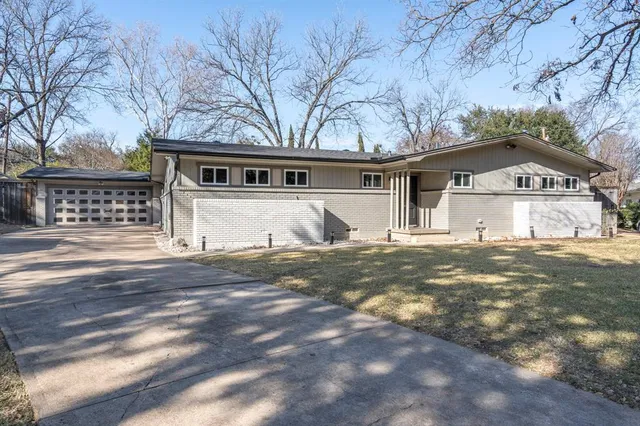 $5,250 | 6527 Axton Circle, Dallas, TX 75214