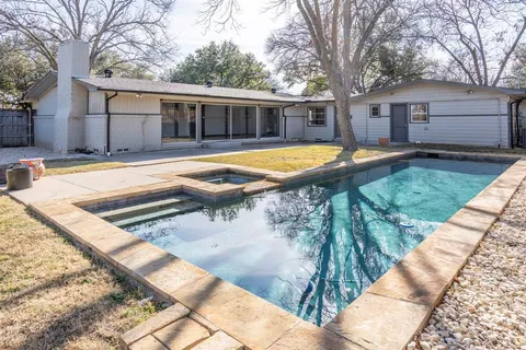 $4,950 | 6527 Axton Circle, Dallas, TX 75214