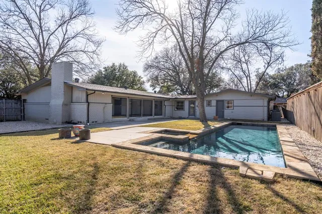 $5,250 | 6527 Axton Circle, Dallas, TX 75214