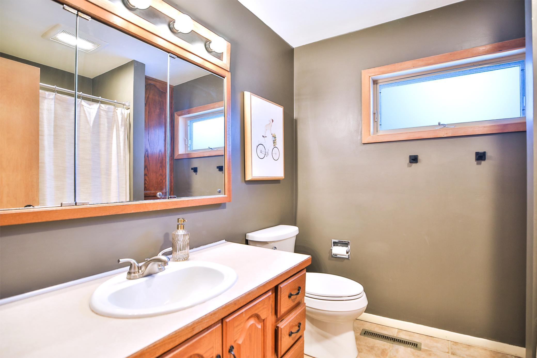303 24th Street Northwest Austin, MN 55912 - Photo 29 of 43