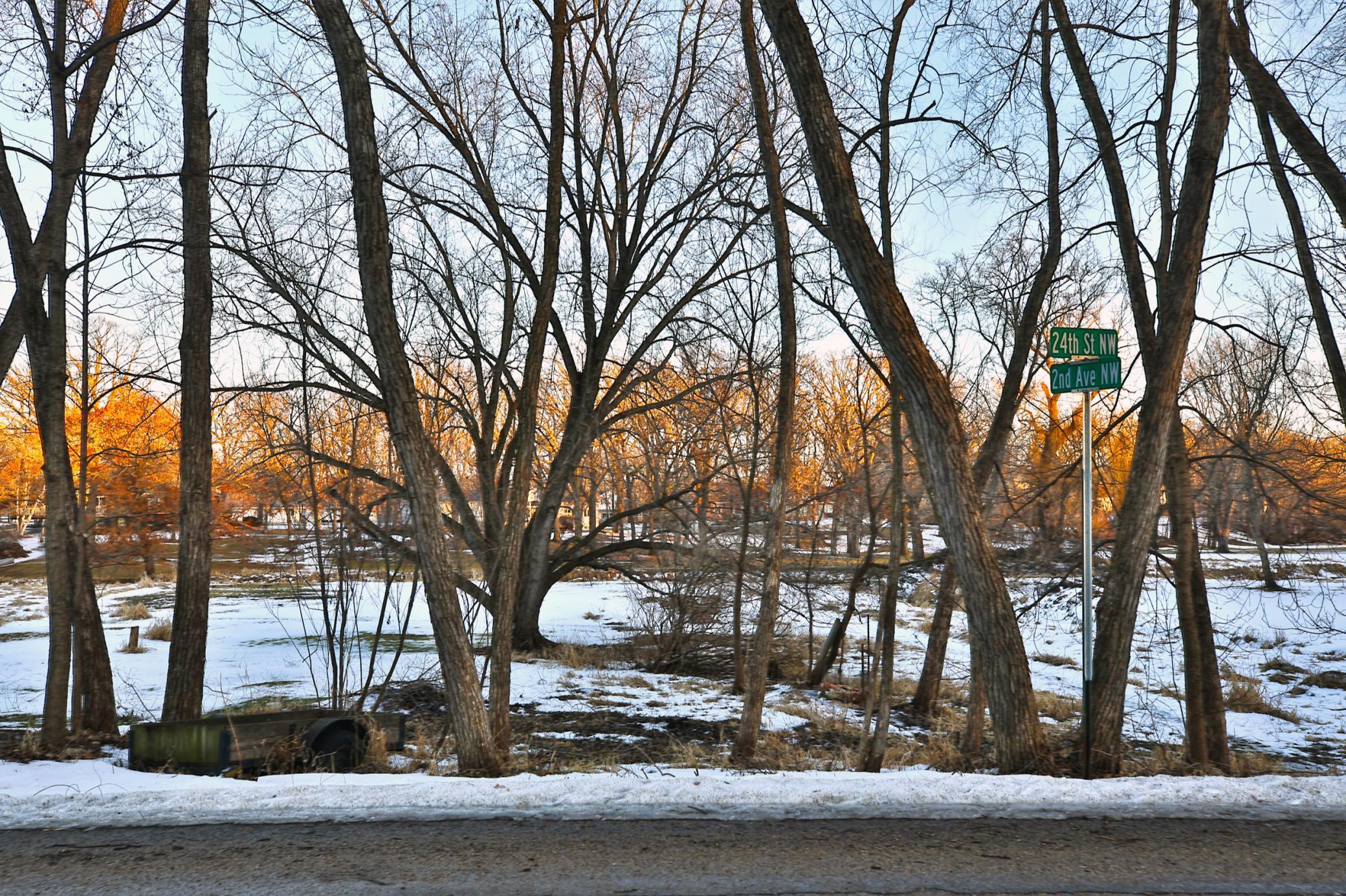 303 24th Street Northwest Austin, MN 55912 - Photo 36 of 43