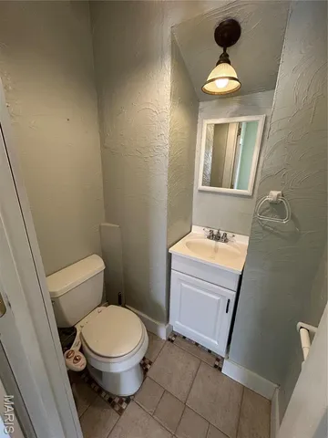 $169,900 | 405 Hwy M, Villa Ridge, MO 63089