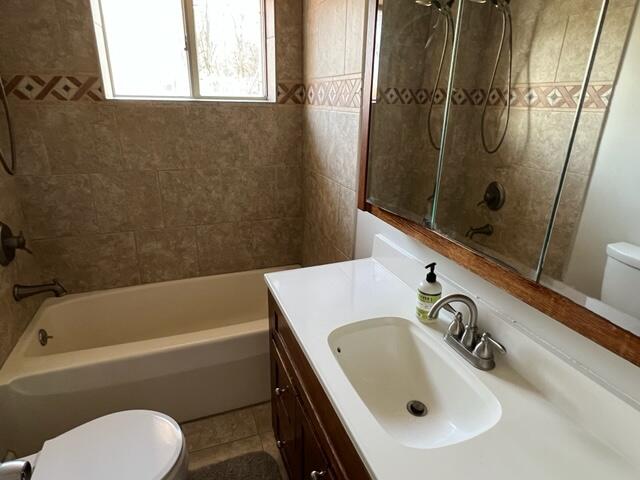 11215 Resort Road Pleasant Lake, MI 49272 - Photo 11 of 26 IMG_0421