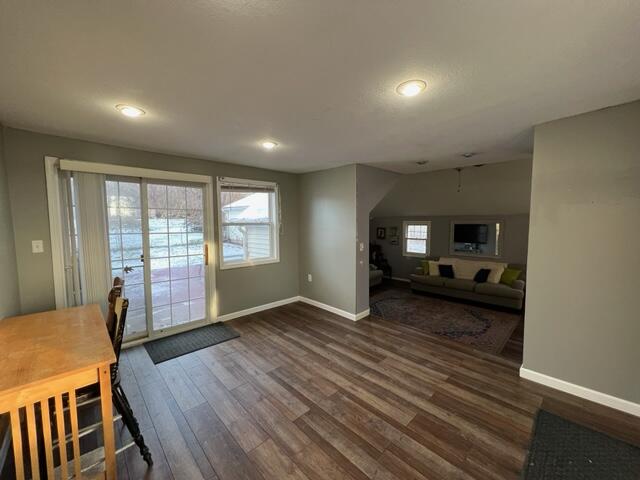 11215 Resort Road Pleasant Lake, MI 49272 - Photo 5 of 26 IMG_0549