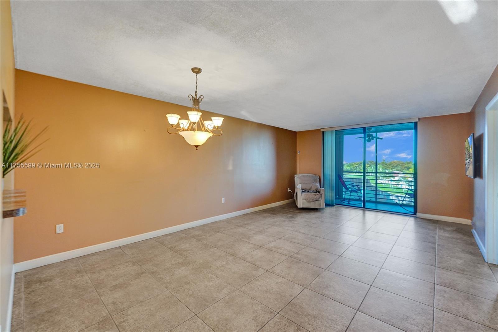 901 Colony Point Circle, Unit 511 Pembroke Pines, FL 33026 - Photo 13 of 41