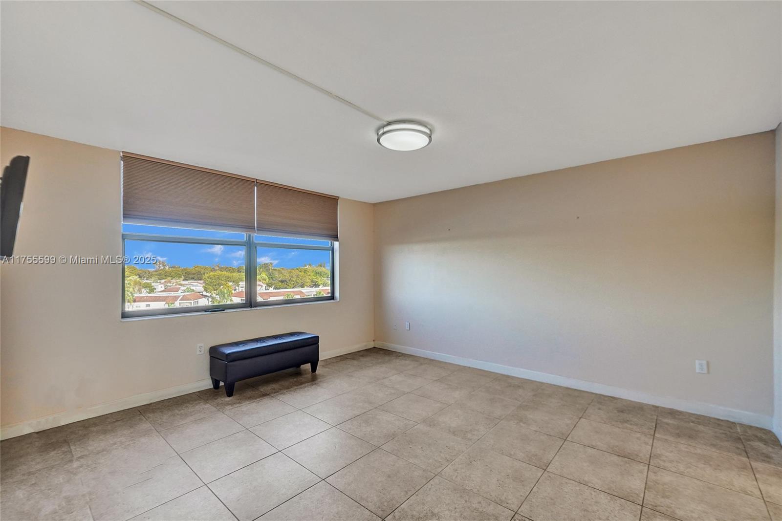 901 Colony Point Circle, Unit 511 Pembroke Pines, FL 33026 - Photo 15 of 41