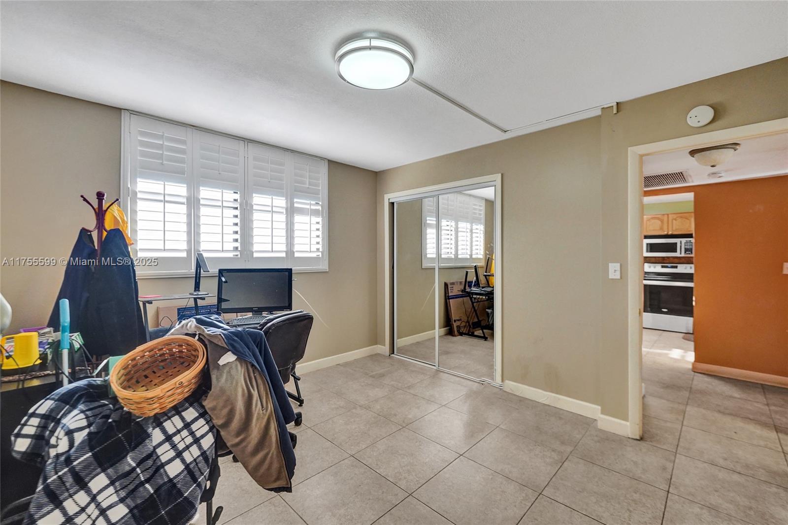 901 Colony Point Circle, Unit 511 Pembroke Pines, FL 33026 - Photo 19 of 41