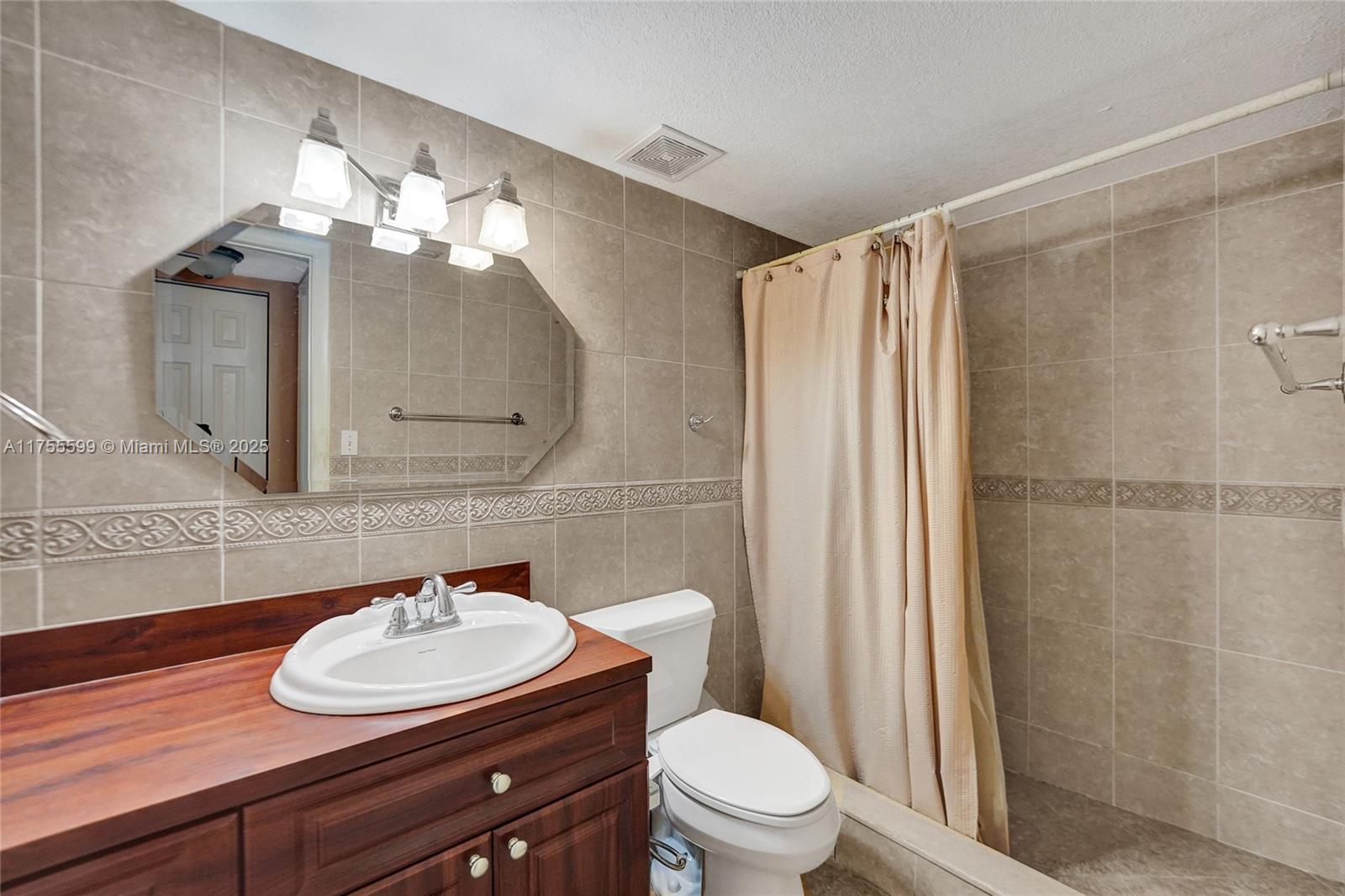 901 Colony Point Circle, Unit 511 Pembroke Pines, FL 33026 - Photo 20 of 41