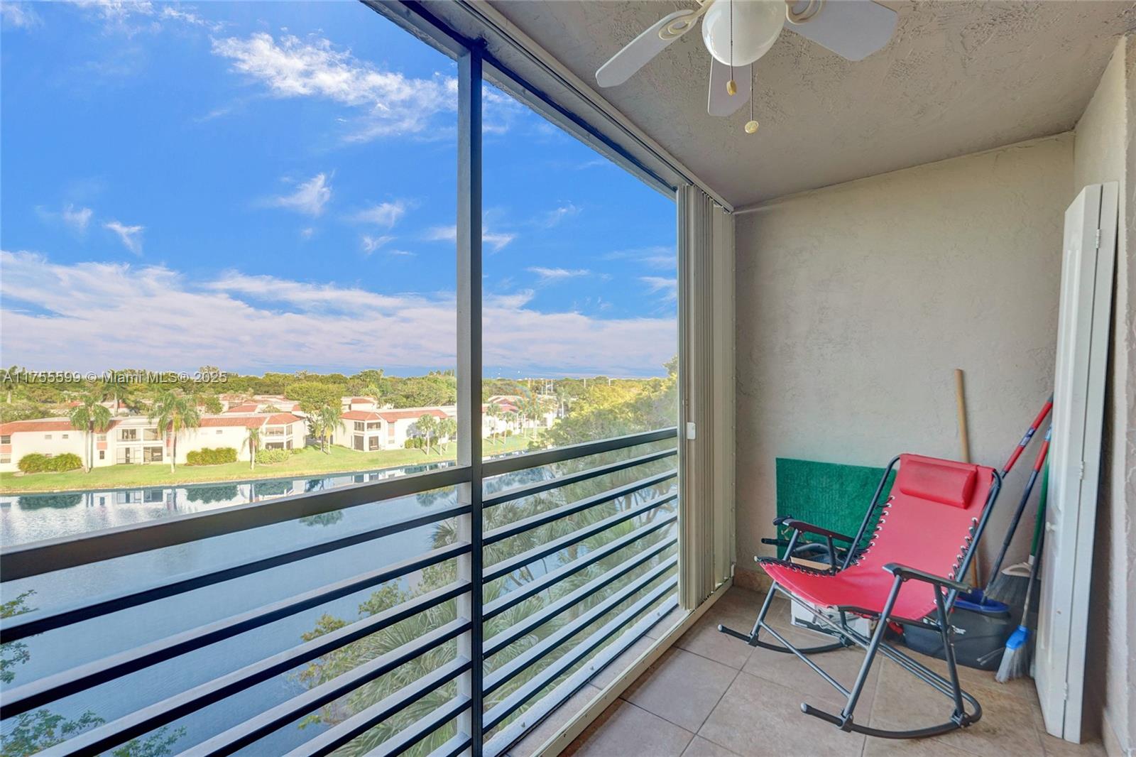 901 Colony Point Circle, Unit 511 Pembroke Pines, FL 33026 - Photo 26 of 41