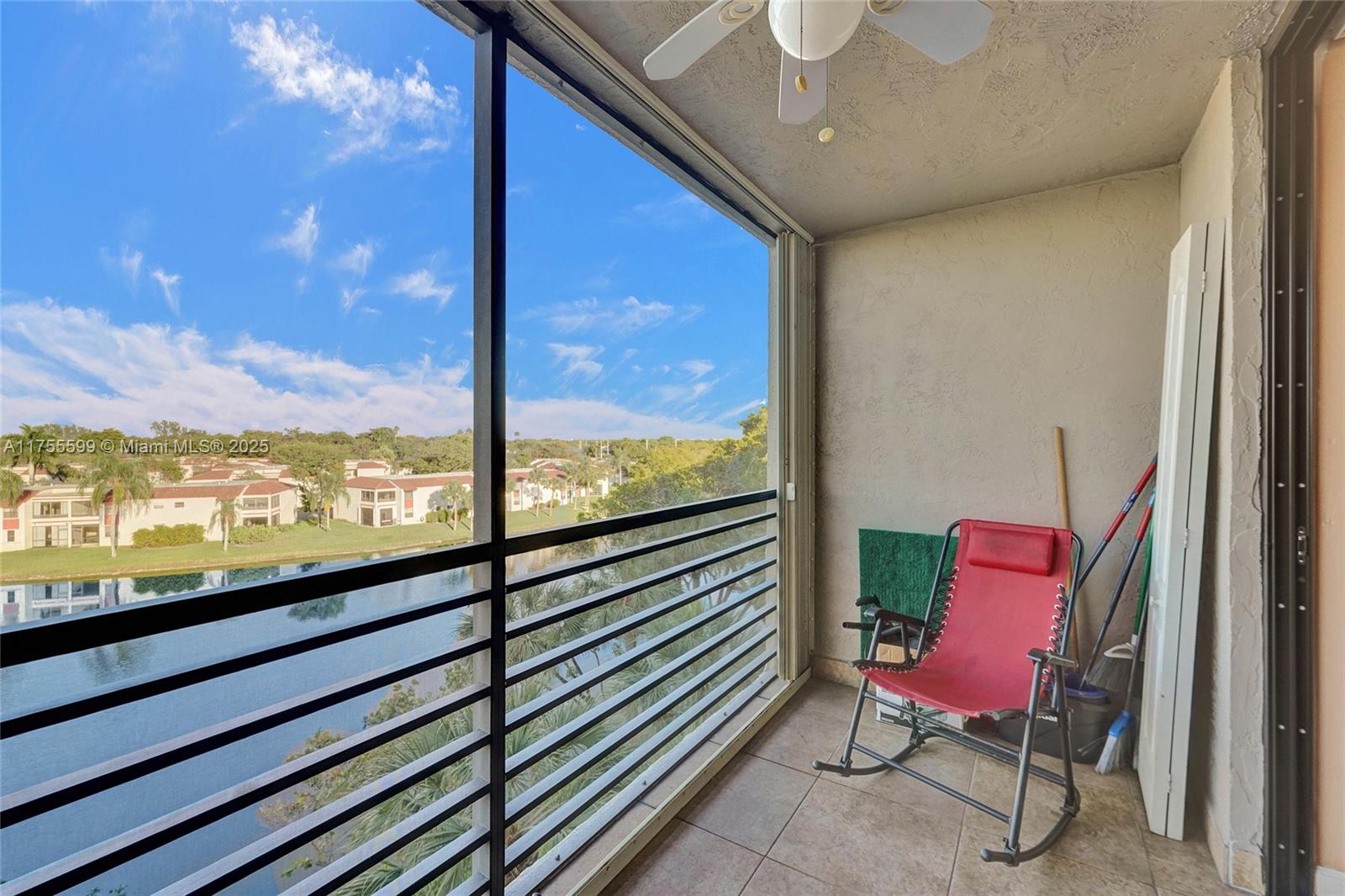 901 Colony Point Circle, Unit 511 Pembroke Pines, FL 33026 - Photo 29 of 41