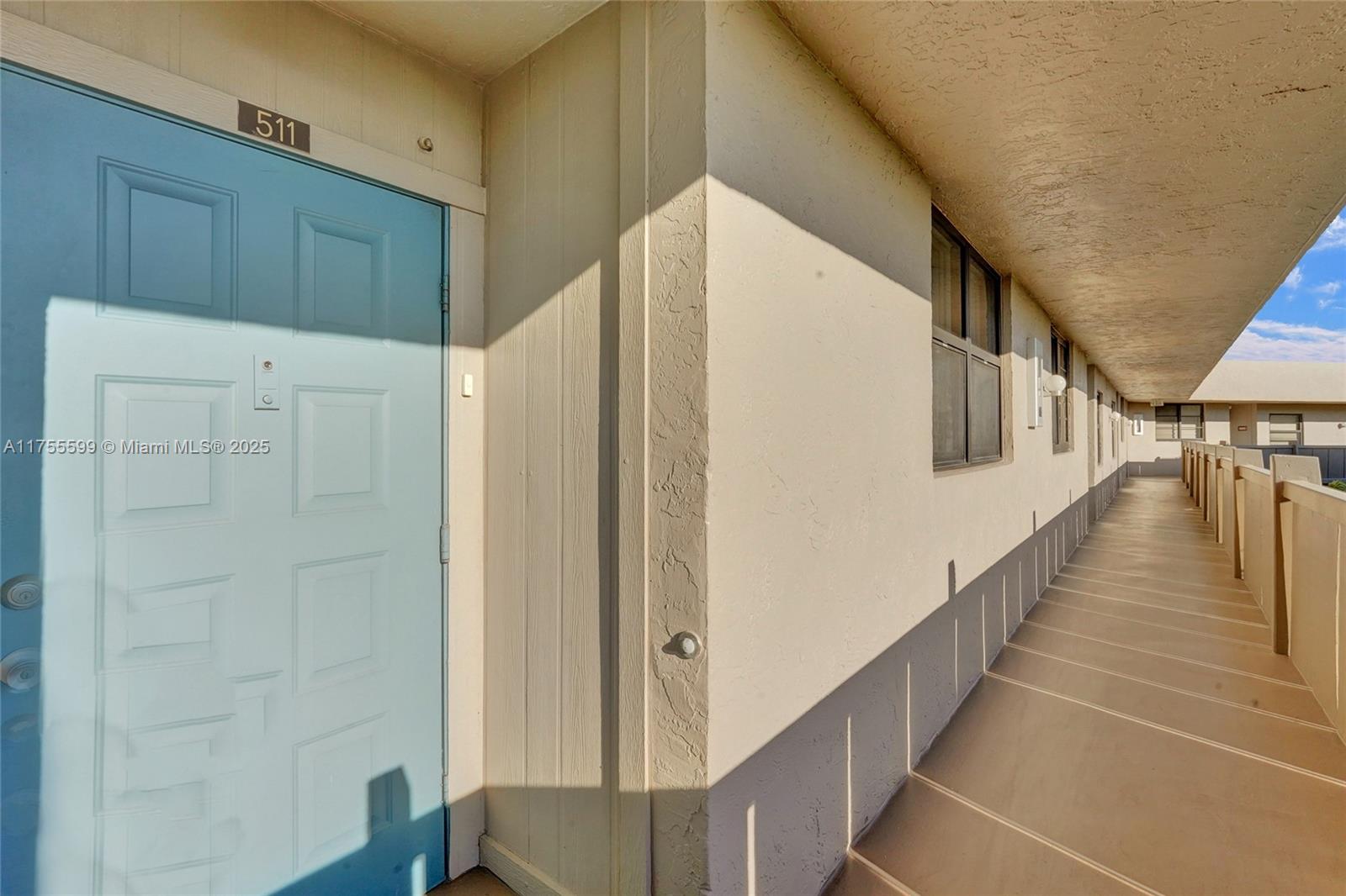 901 Colony Point Circle, Unit 511 Pembroke Pines, FL 33026 - Photo 5 of 41