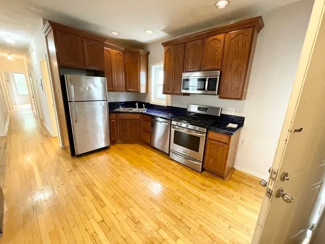 $6,000 | 7 Iroquois Street, Unit 2, Boston, MA 02120