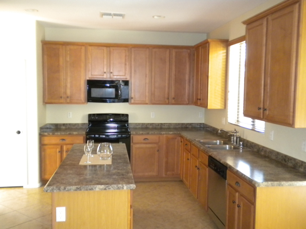 13576 West Redfield Road Surprise, AZ 85379 - Photo 3 of 20 Kitchen