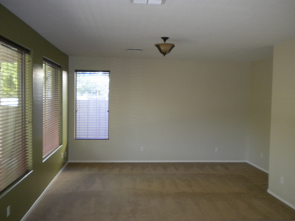 13576 West Redfield Road Surprise, AZ 85379 - Photo 9 of 20 Family Room
