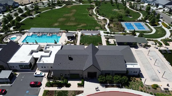 $579,000 | 484 Pinehurst Street, Manteca, CA 95336