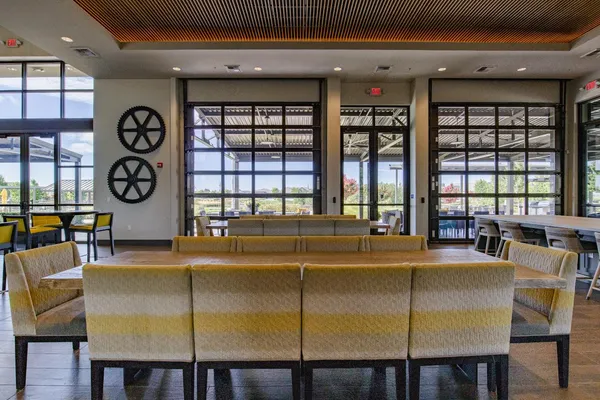 $579,000 | 484 Pinehurst Street, Manteca, CA 95336