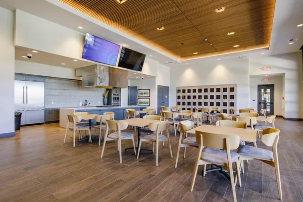 $579,000 | 484 Pinehurst Street, Manteca, CA 95336