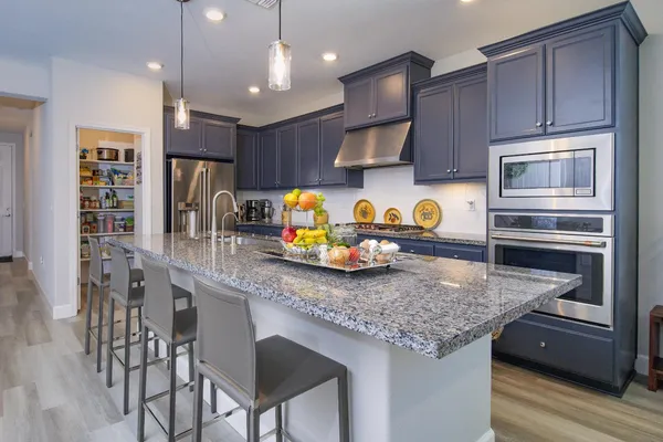 $579,000 | 484 Pinehurst Street, Manteca, CA 95336