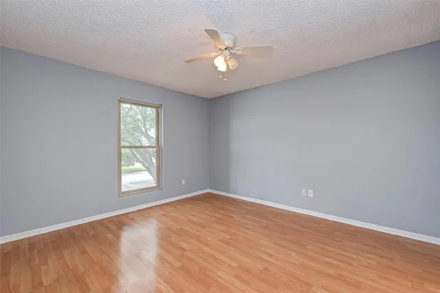 $1,250 | 1516 Bay Area Boulevard, Unit B8, Houston, TX 77058