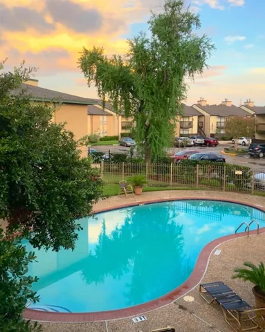 $1,250 | 1516 Bay Area Boulevard, Unit B8, Houston, TX 77058